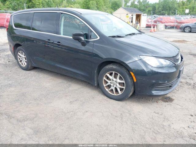  Salvage Chrysler Pacifica
