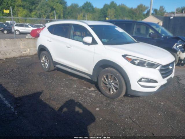  Salvage Hyundai TUCSON