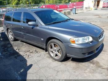  Salvage Volvo V70