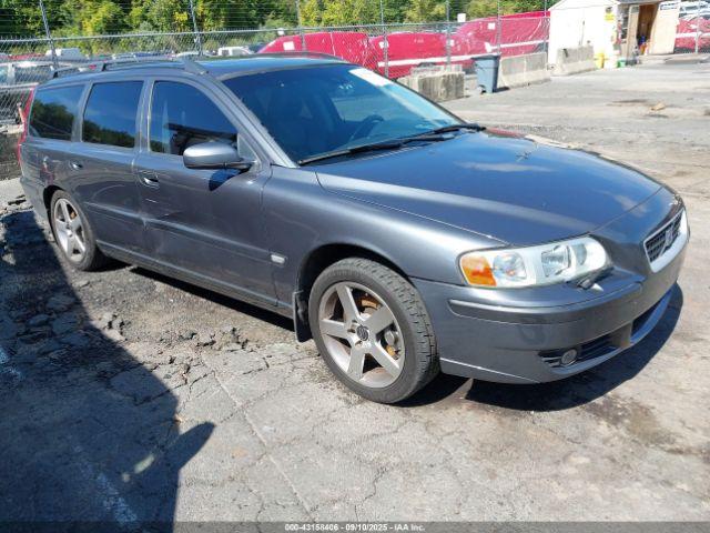  Salvage Volvo V70