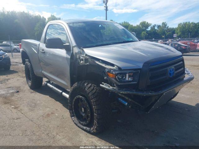  Salvage Toyota Tundra