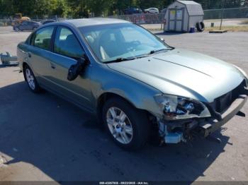  Salvage Nissan Altima