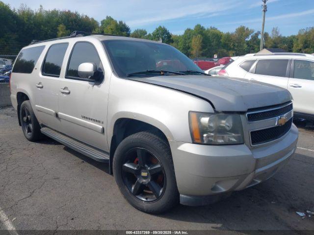  Salvage Chevrolet Suburban 1500