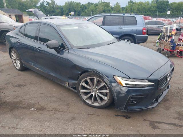  Salvage Volvo S60