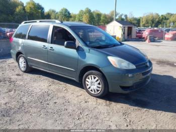  Salvage Toyota Sienna