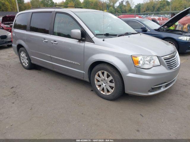  Salvage Chrysler Town & Country