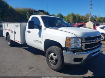  Salvage Chevrolet Silverado 3500