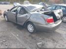 Toyota Camry Le Image 5