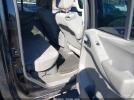Nissan Frontier Se Image 14