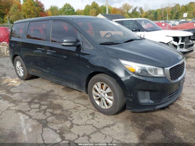  Salvage Kia Sedona
