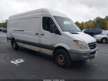  Salvage Mercedes-Benz Sprinter 2500