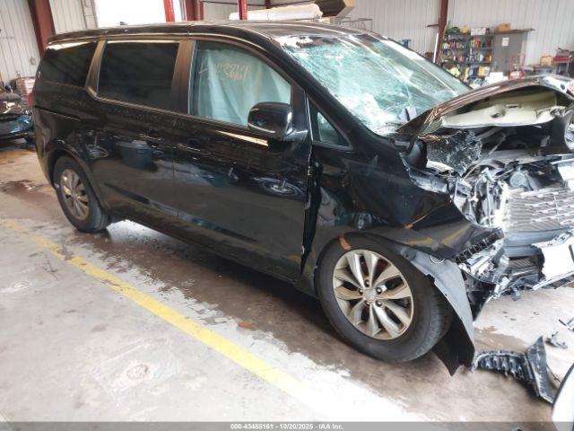  Salvage Kia Sedona