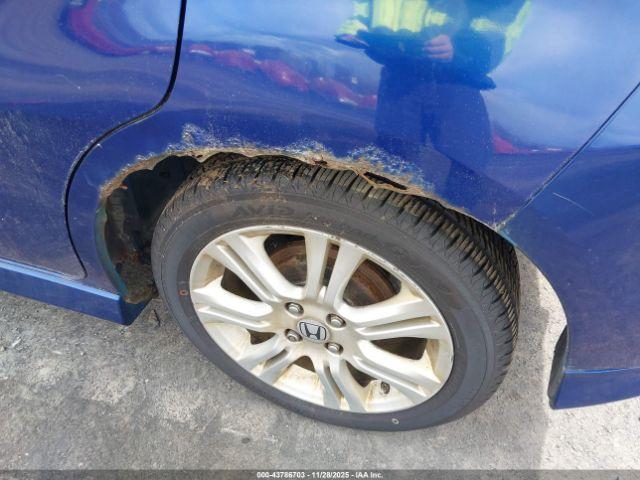 Honda Fit Sport Image 4