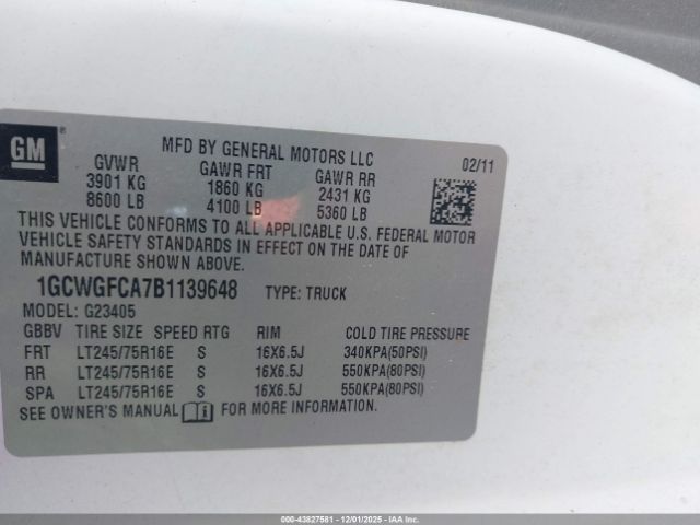 Chevrolet Express Work Van Image 11