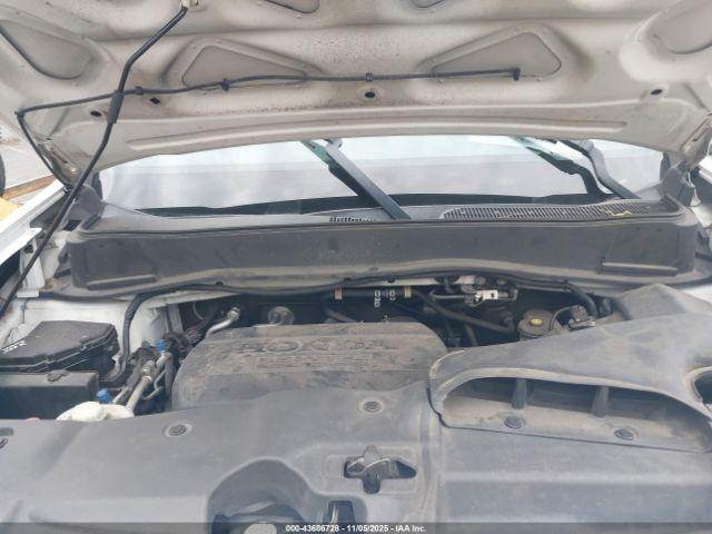 Honda Pilot Touring Image 16