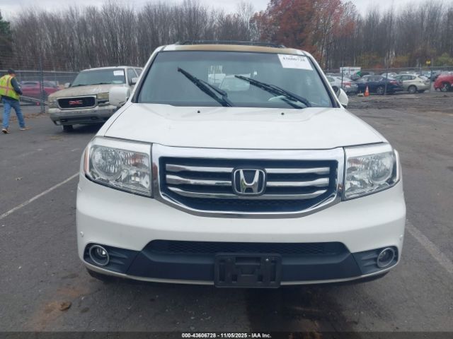 Honda Pilot Touring Image 6