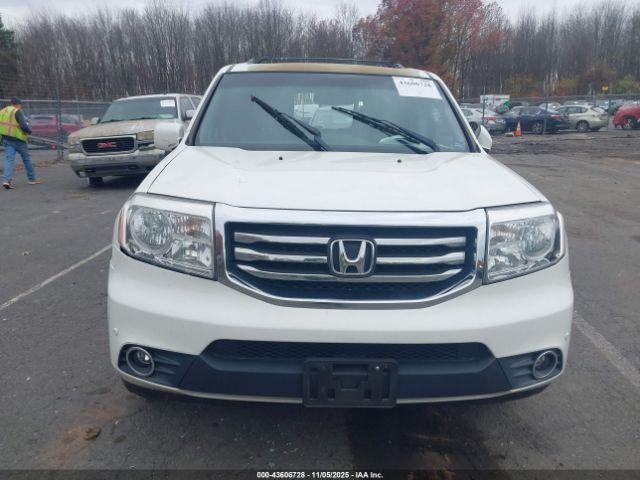 Honda Pilot Touring Image 6