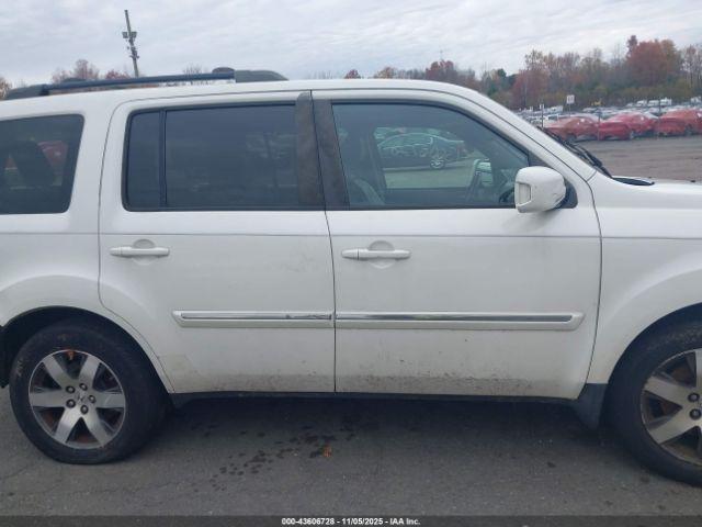 Honda Pilot Touring Image 3