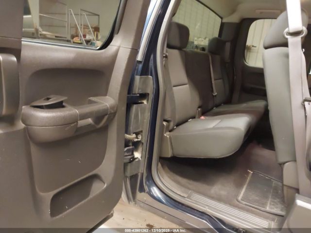 Chevrolet Silverado 1500 Lt Image 8