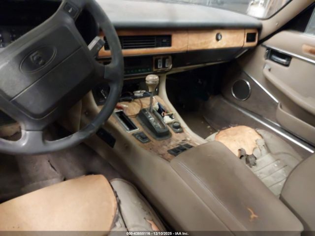 Jaguar Xjs Classic Collection Image 8