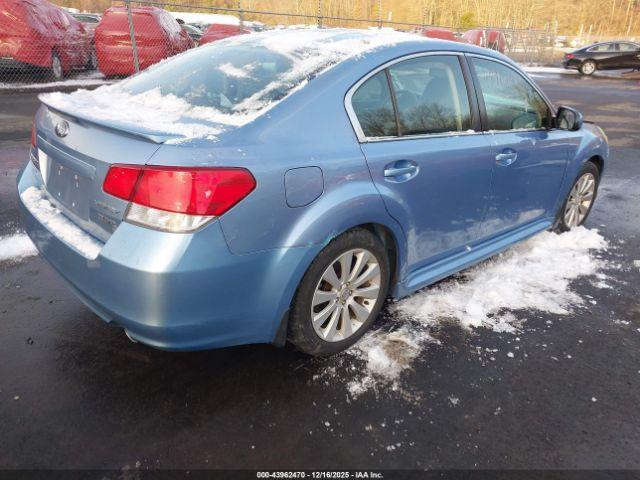 Subaru Legacy 3.6r Limited Image 4