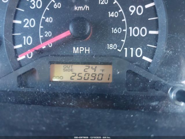 Toyota Corolla Ce Image 7