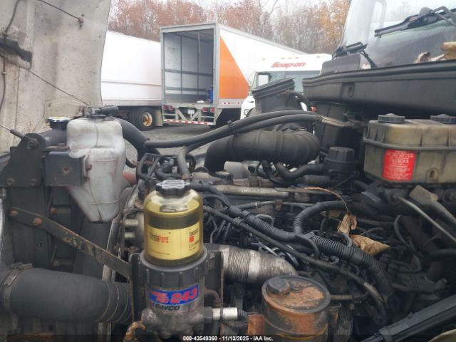 Hino 258 268 Image 15