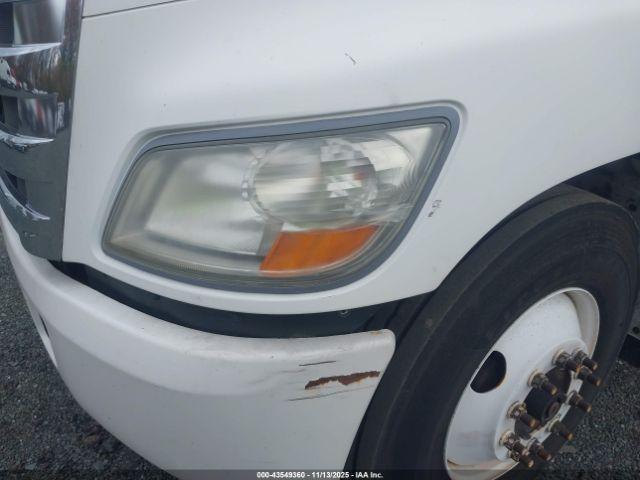 Hino 258 268 Image 10