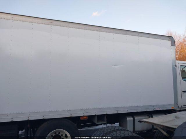 Hino 258 268 Image 4