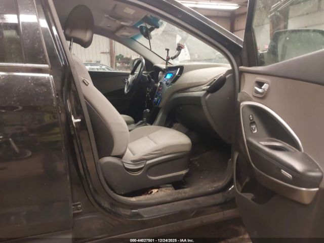 Hyundai SANTA FE Gls Image 9