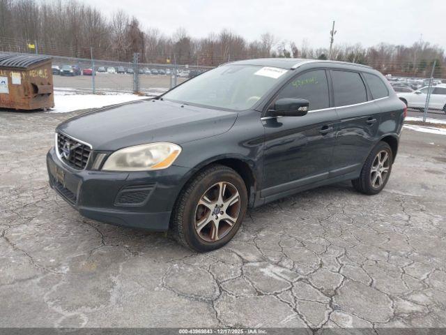 Volvo XC60 Image 3