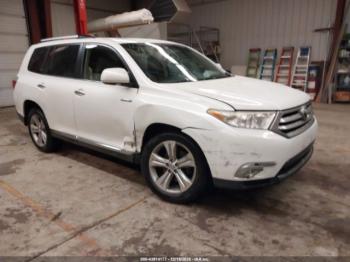  Salvage Toyota Highlander