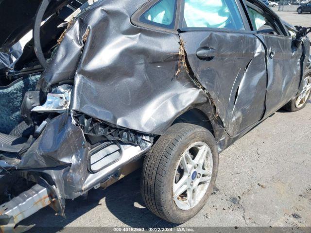 Ford Fiesta Se Image 12