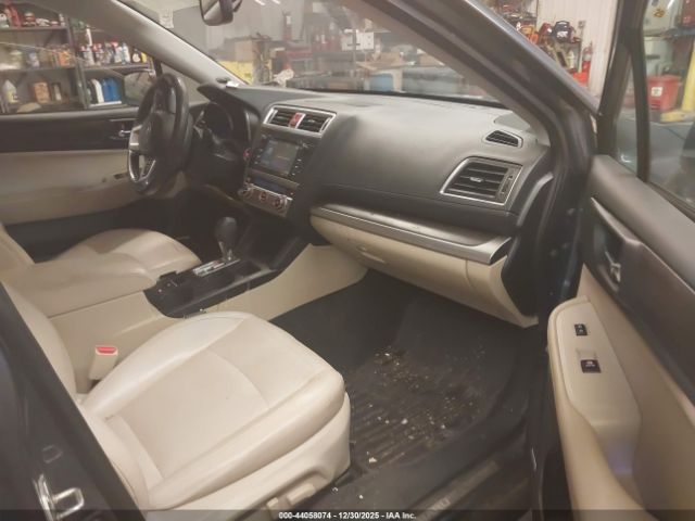 Subaru Legacy 3.6r Limited Image 15