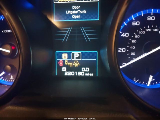 Subaru Legacy 3.6r Limited Image 11