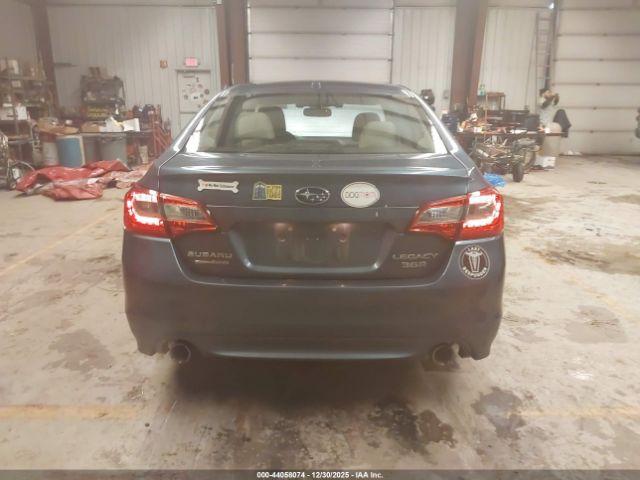 Subaru Legacy 3.6r Limited Image 16