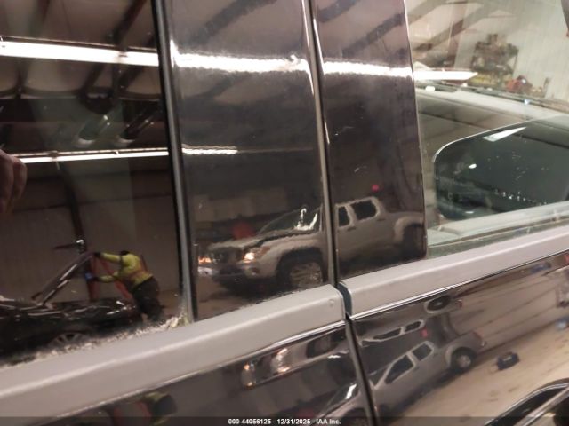 Ram 1500 Laramie Image 17