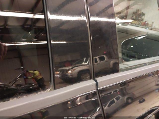 Ram 1500 Laramie Image 17