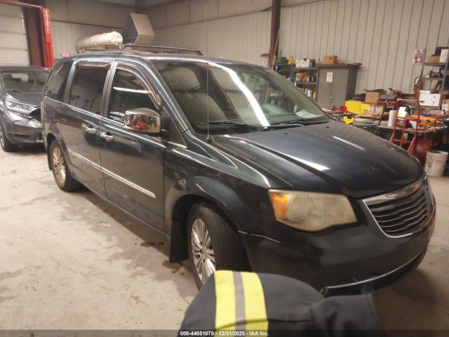  Salvage Chrysler Town & Country