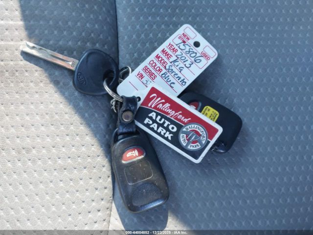 Kia Sorento Lx Image 2