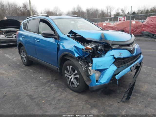 Toyota RAV4 Le Image 1