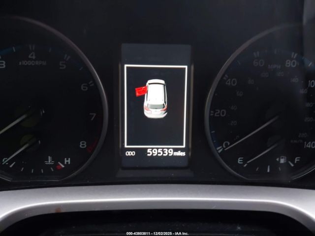 Toyota RAV4 Le Image 12