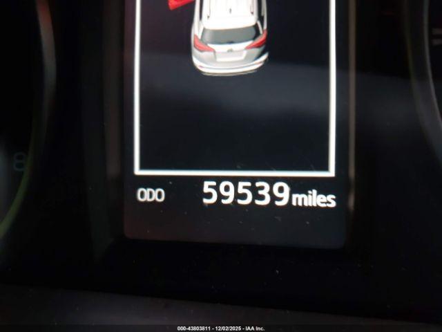 Toyota RAV4 Le Image 15