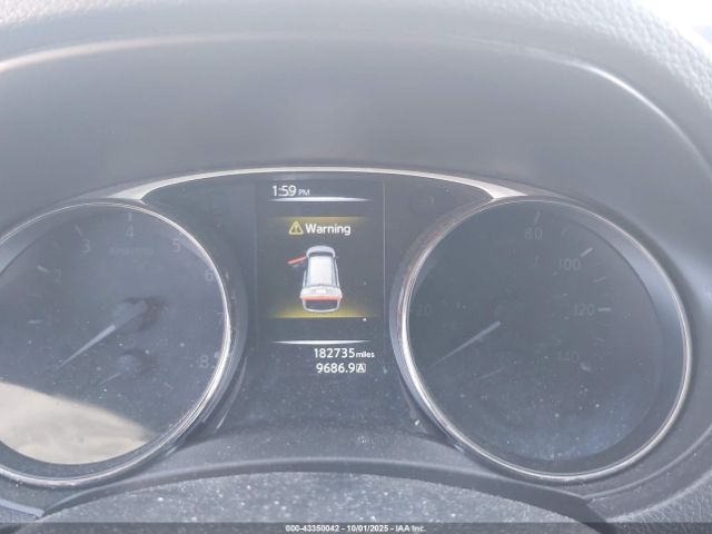 Nissan Rogue Image 9