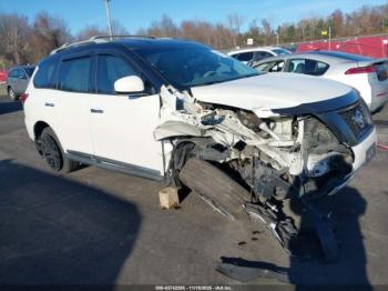  Salvage Nissan Pathfinder