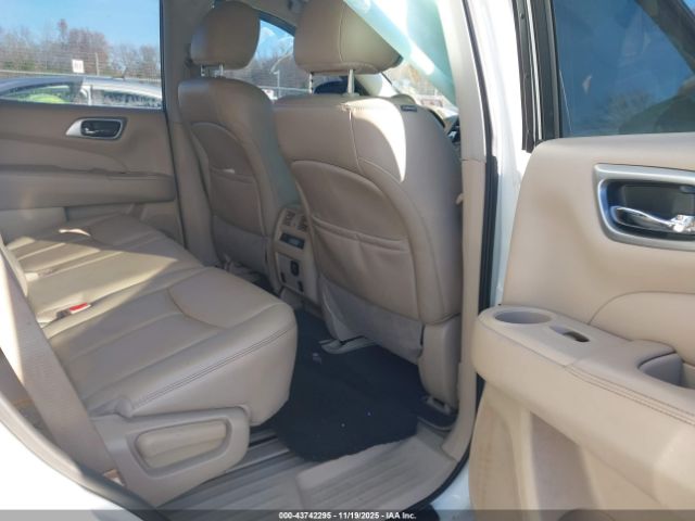 Nissan Pathfinder Sl Image 5