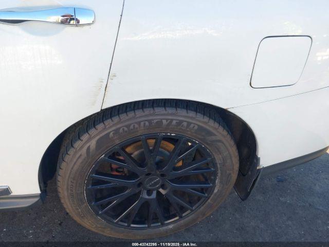 Nissan Pathfinder Sl Image 19