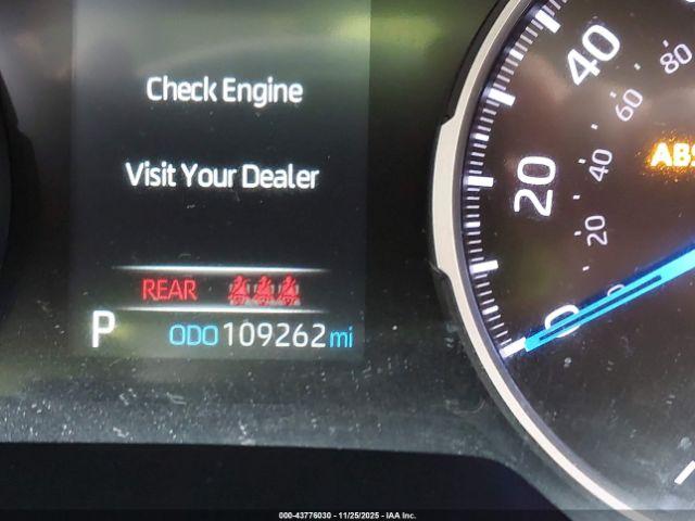 Toyota RAV4 Xle Image 12