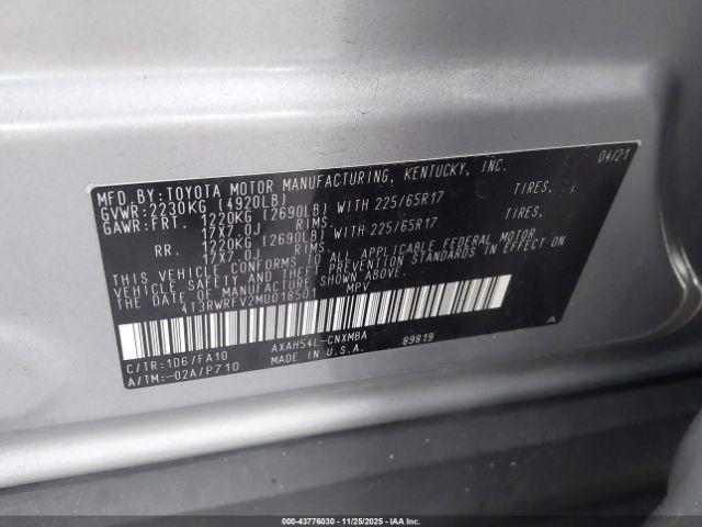 Toyota RAV4 Xle Image 11