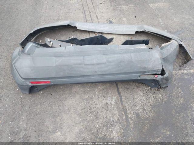 Toyota RAV4 Xle Image 6